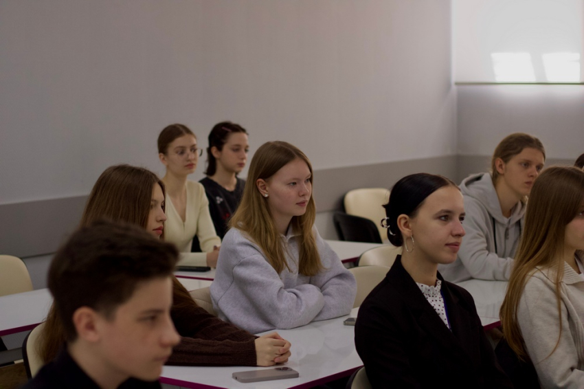События НИУ «БелГУ» институт общественных наук и массовых коммуникаций продолжает профориентацию