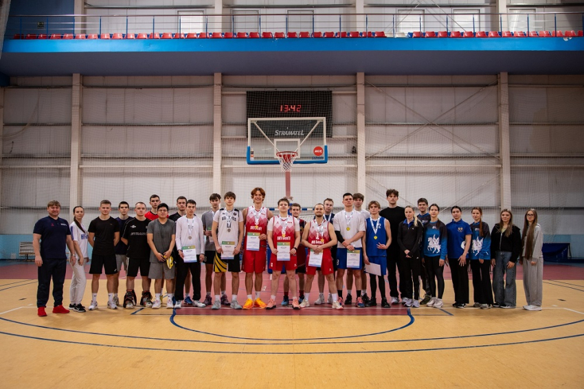 События НИУ «БелГУ» в ниу «белгу» состоялись спортивные соревнования ко дню студента
